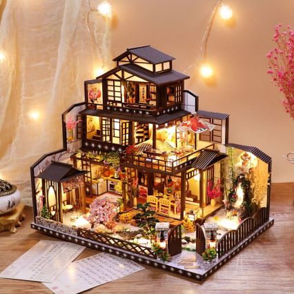 2Kids Toys - Миниатюрный дом Роскошная вилла с сакурой 2xAAA