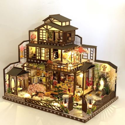 2Kids Toys - Миниатюрный дом Роскошная вилла с сакурой 2xAAA