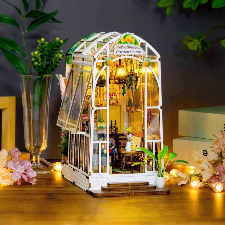 2Kids Toys - Миниатюрный дом Садовый дом 2xAAA