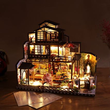 2Kids Toys - Миниатюра домика Роскошная сакуровая вилла 2xAAA