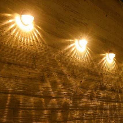 Aigostar - Світлодіодний настінний світильник на сонячній батареї LED/2W/1,2V чорний 300 mAh 2700K IP44