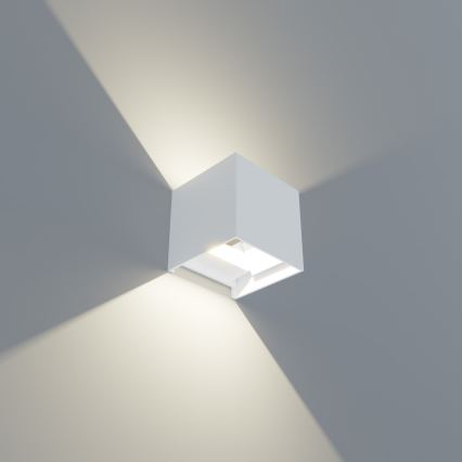 APLED - Вуличний світлодіодний настінний світильник CUBE 2xLED/3W/230V IP65