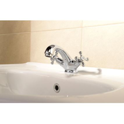 Aqualine - Змішувач для умивальника VICTORIA глянцевий хром