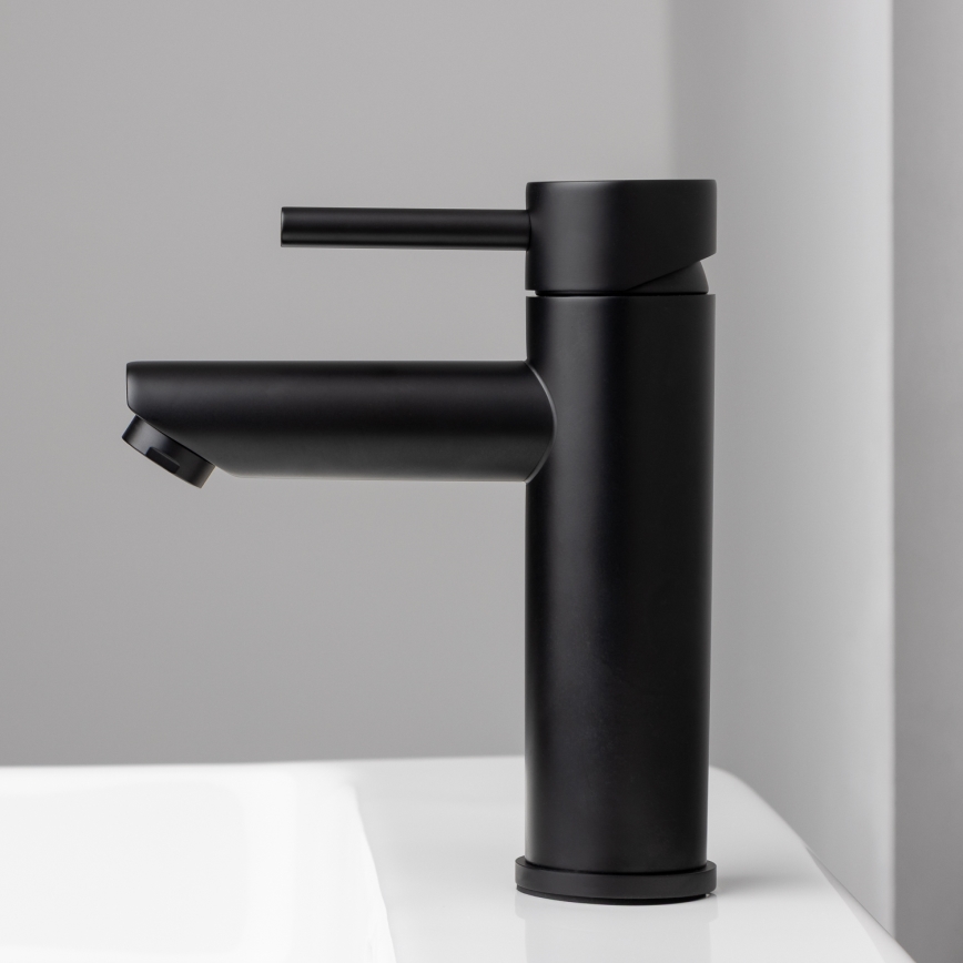 BATH DELUXE 28-017-03-02-02 - Змішувач для умивальника RINGSTED 17,8 см матовий чорний