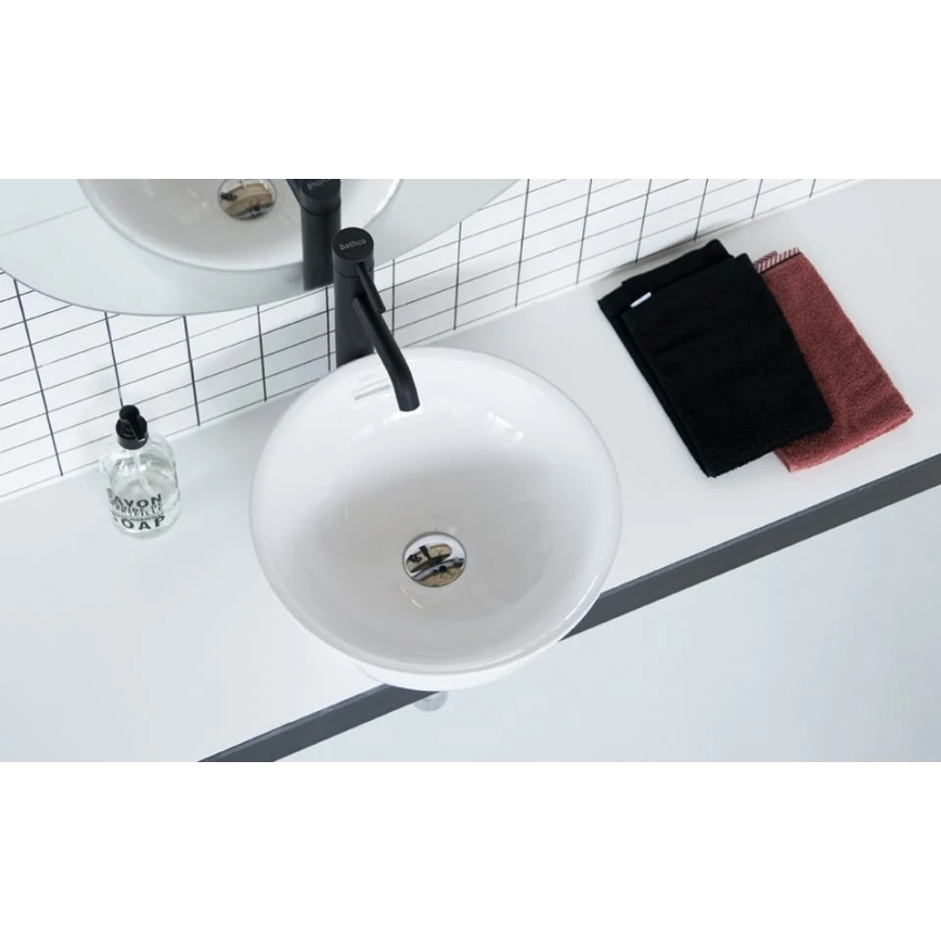 Bathco 4131 - Накладний умивальник на стільницю BARI, діаметр 37 см, порцеляна/білий