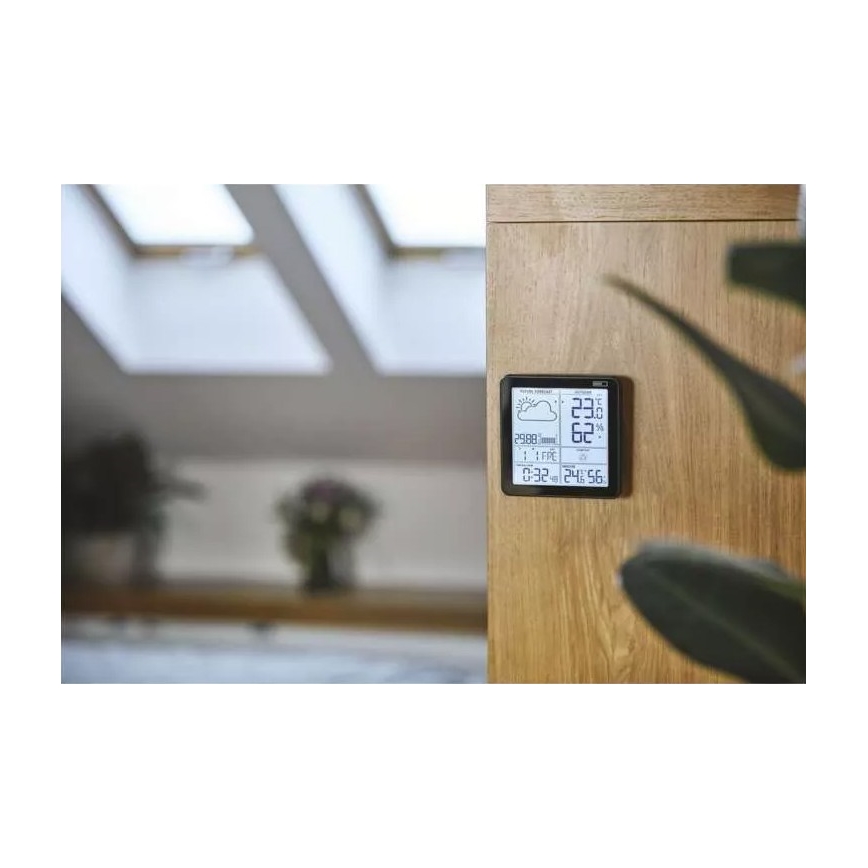 Бездротова метеостанція з будильником 3xAA + 2xAAA чорний