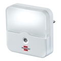 Brennenstuhl - LED Навігаційний світильник з датчиком в розетку LED/0,85W/230V 3000K