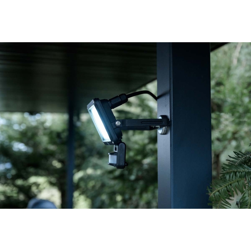 Brennenstuhl - Вуличний світлодіодний прожектор з датчиком LED/20W/230V 6500K IP65