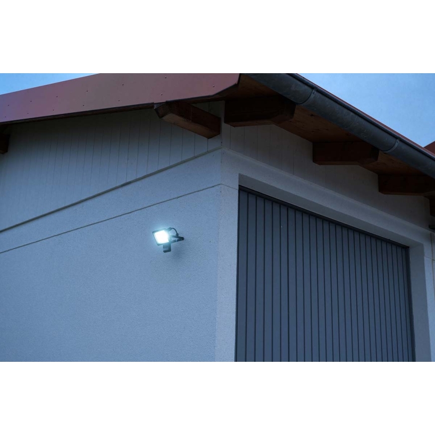 Brennenstuhl - Вуличний світлодіодний прожектор з датчиком LED/20W/230V 6500K IP65