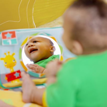 Bright Starts - Дитячий ігровий килимок OBALL GRIP & KICK 3xAA