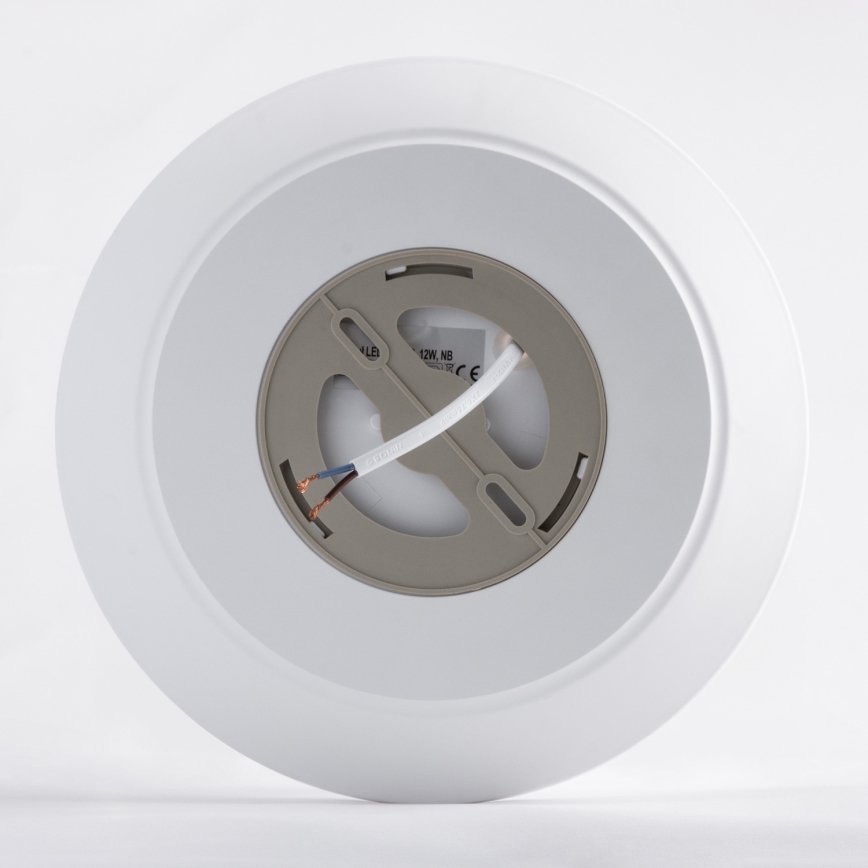 Brilagi - LED потолочный светильник для ванной со встроенным датчиком VESTAS LED/12W/230V, диаметр 23 см, 4000K, IP54