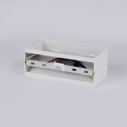 Brilagi - LED уличный настенный светильник DONNANI LED/7W/230V белый IP44