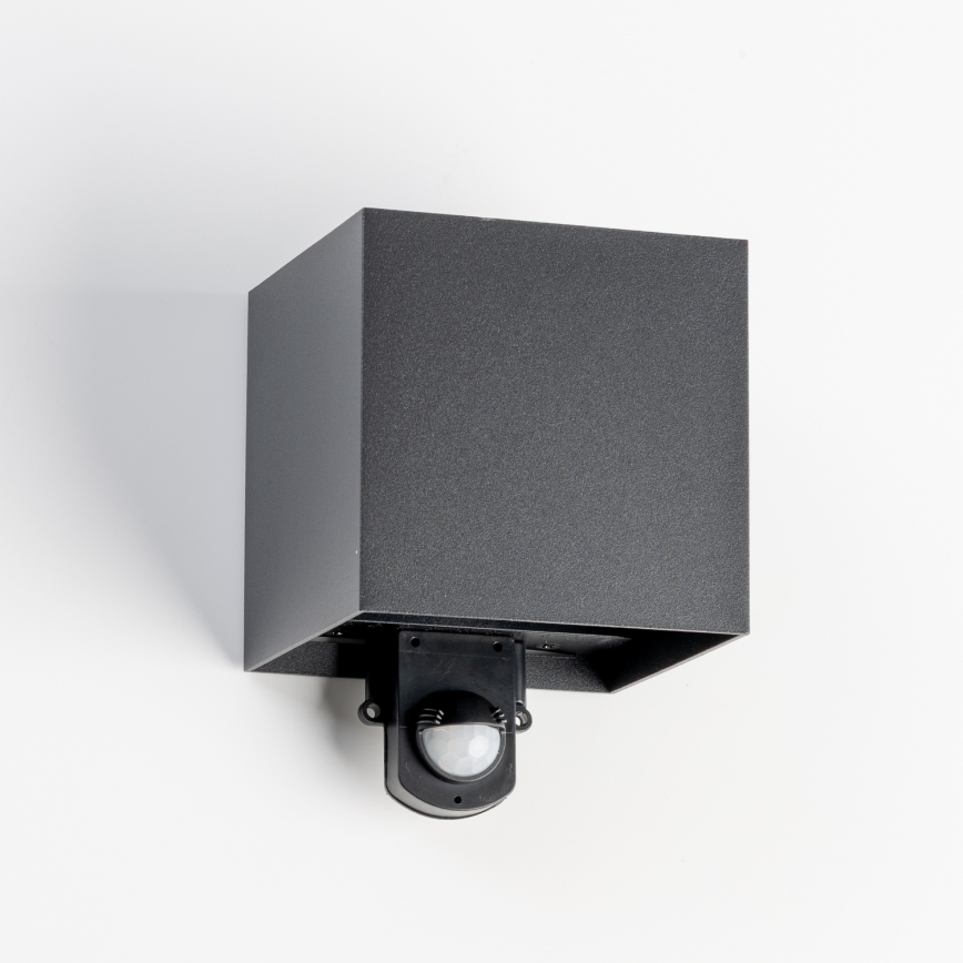 BRILAGI - LED зовнішній настінний світильник з датчиком CUBE LED/6W/230V чорний IP65
