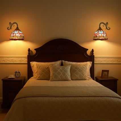 Брілагі - настінна вітражна лампа ЛОРАС у стилі Тіффані 1×Е27/40 Вт/230 В