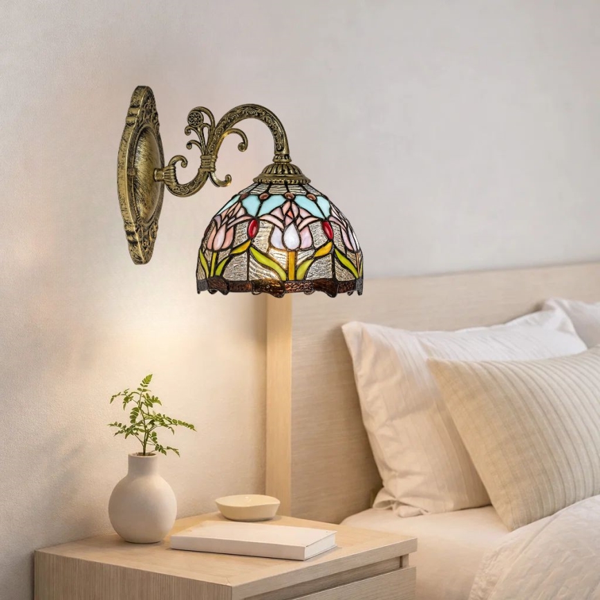 Брілагі - настінна вітражна лампа ЛОРАС у стилі Тіффані 1×Е27/40 Вт/230 В