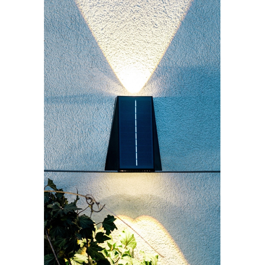 Brilagi - Светодиодный настенный светильник на солнечной батарее PYRAMID LED/2W/3,2V 1300 mAh IP54