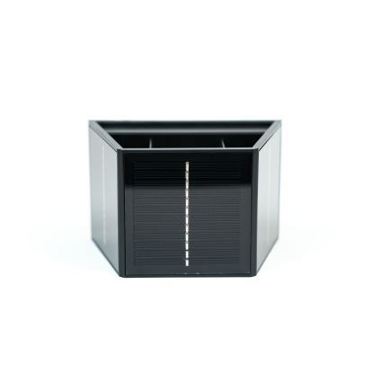Brilagi - Светодиодный настенный светильник на солнечной батарее с датчиком SOLAR CUBE LED/2W/3,2V 1300 mAh IP54