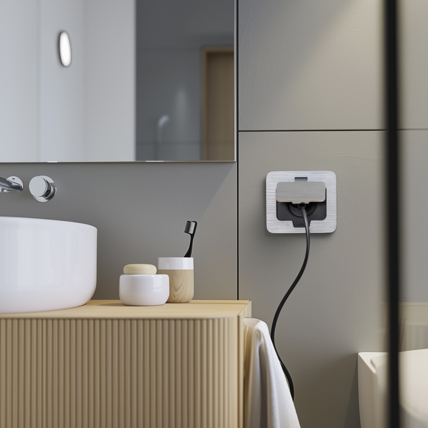 Brilagi - Уличная встроенная напольная розетка IP55 матовый хром прямоугольная