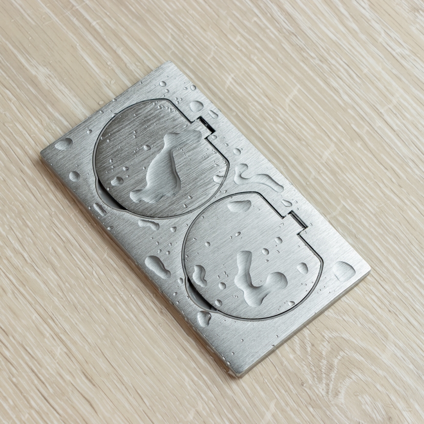 Brilagi - Вулична вбудована підлогова подвійна розетка IP55 срібний прямокутний