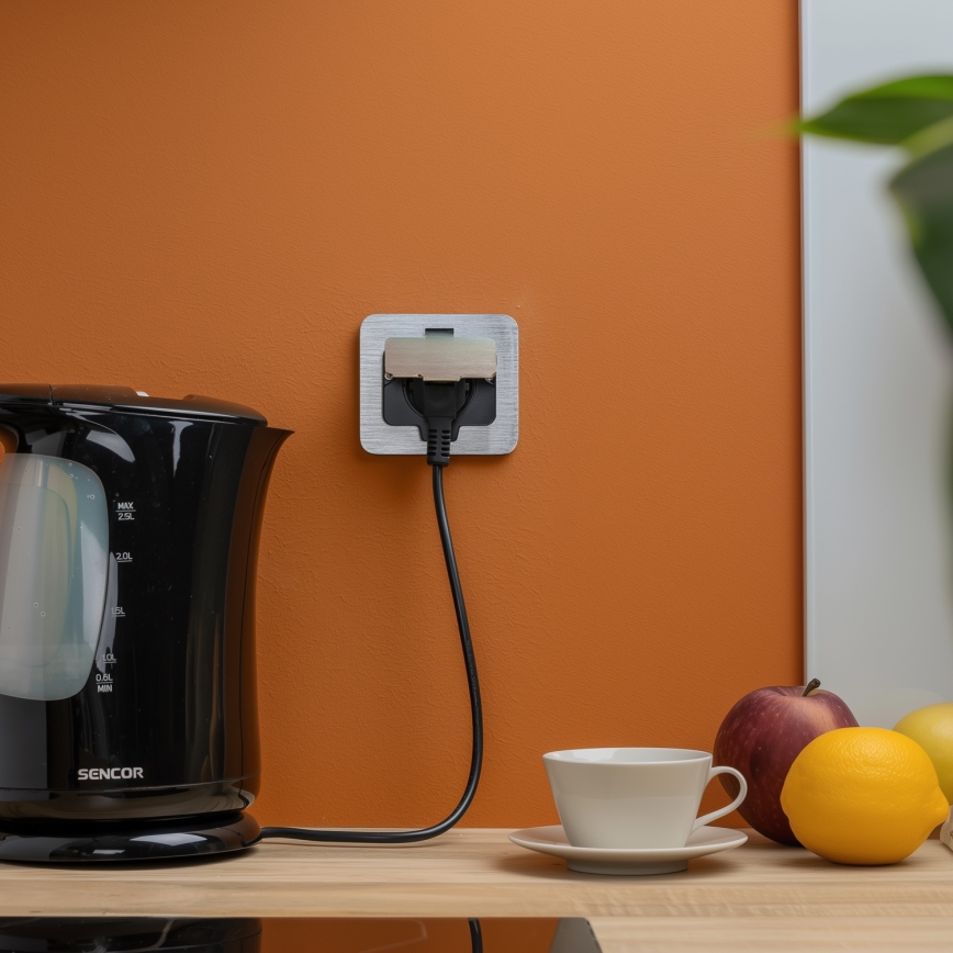 Brilagi - Вулична вбудована підлогова розетка IP55 матовий хром прямокутний