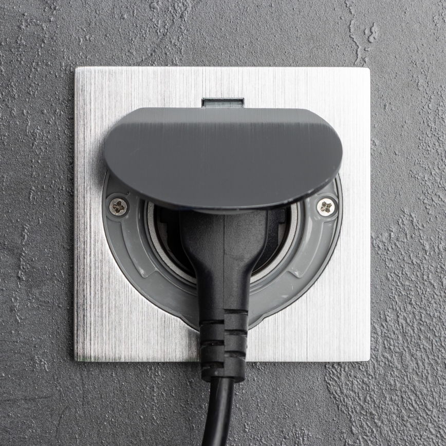 Brilagi - Вулична вбудована підлогова розетка IP55 матовий хром квадратна