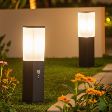 Brilagi - Вуличний світильник з датчиком NOVA 1xE27/15W/230V 40 см IP44 антрацит