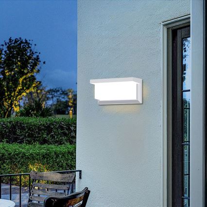 Brilagi - Вуличний настінний світильник BRICKY 1xE27/60W/230V білий IP54