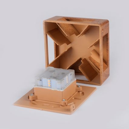 Brilagi - зовнішній настінний світильник LED QUADRAY LED/6W/230V з декором під дерево IP54