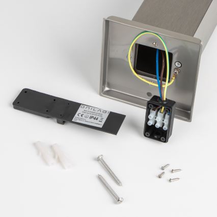 Brilagi - Зовнішній світильник NOVA 1xE27/15W/230V 40 см IP44 матовий хром