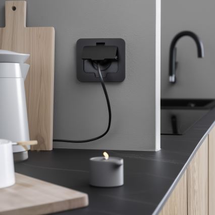 Brilagi - Зовнішня вбудована підлогова розетка IP55, чорна, прямокутна