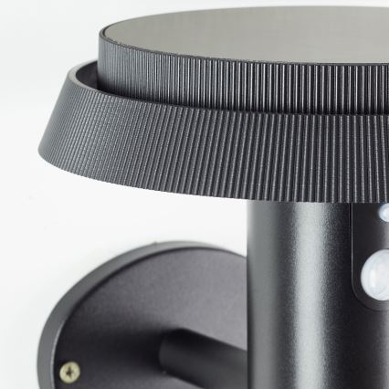 Brilliant - Светодиодный настенный светильник на солнечной батарее с датчиком ALVERO LED/4W/3,7V IP44