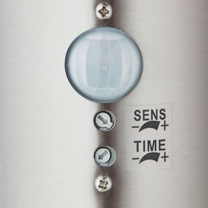 Brilliant - Світлодіодна вулична лампа з датчиком LEIGH LED/0,9W/230V + 1xE27/11W 80 см IP44 глянцевий хром