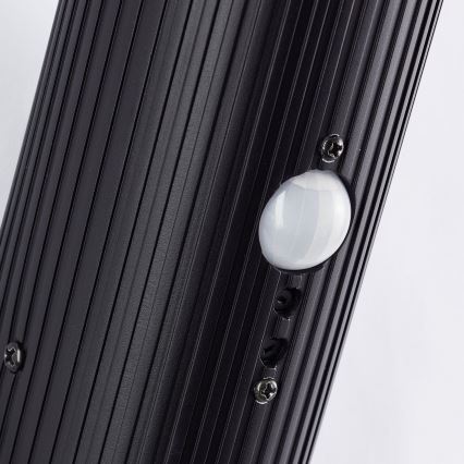 Brilliant - Вуличний настінний світильник з датчиком KALEO 1xE27/10W/230V IP44 чорний