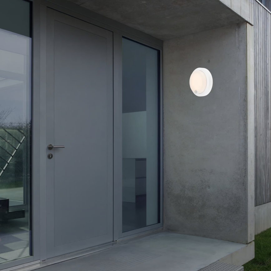 Brilo - Перезаряжаемый уличный настенный светильник с датчиком LED/4 Вт/5 В 4400 мА·ч IP44 белый