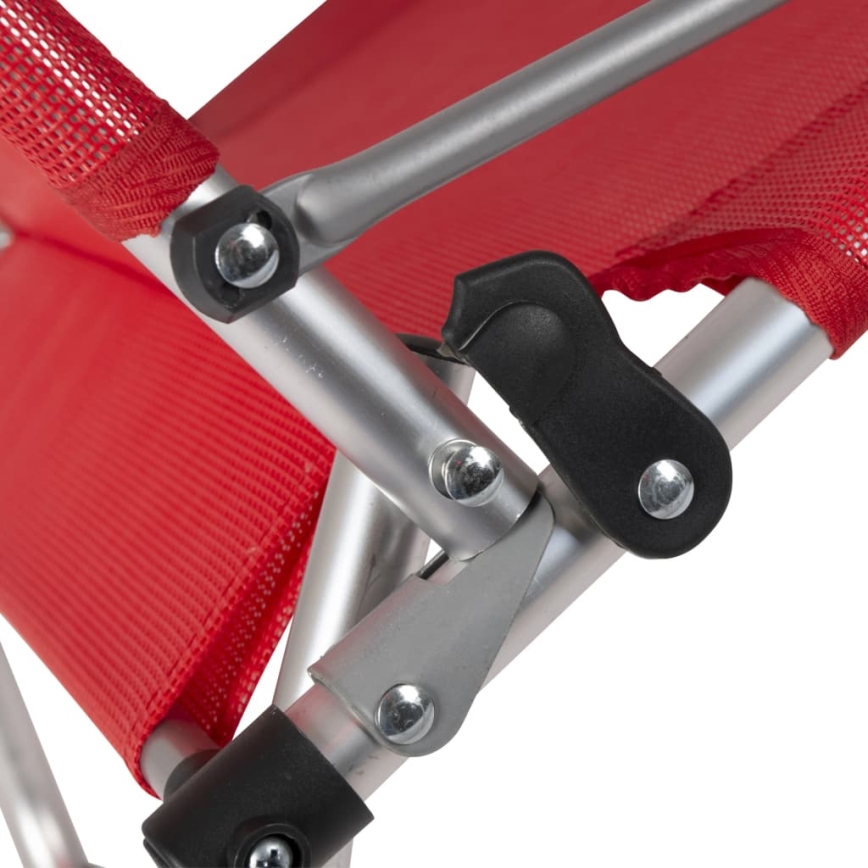 Червоний складаний кемпінговий стілець