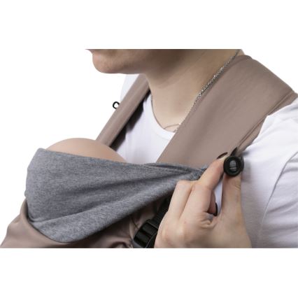 Chicco - Дитячий рюкзак-кенгуру SKIN FIT коричневий