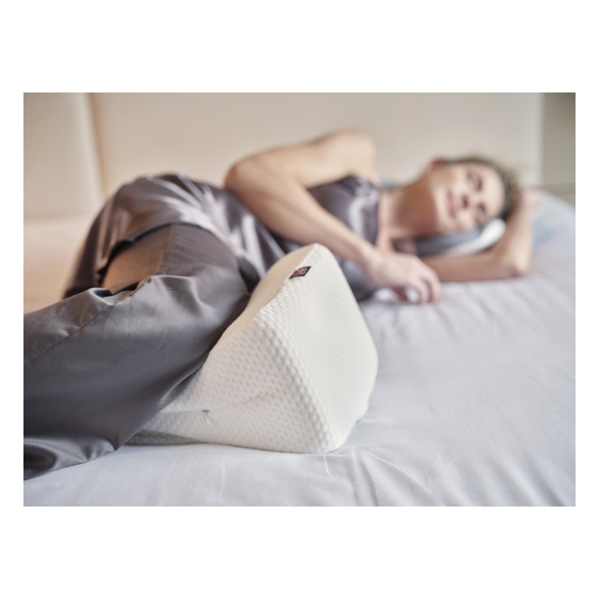 CONNECT IT CFH-6010-WH - Анатомічна подушка між колінами Taurus Knee біла