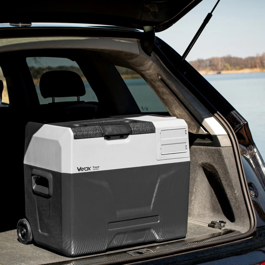 Дорожный холодильник с ЖК-дисплеем 40 л 230V/12V/24V черный