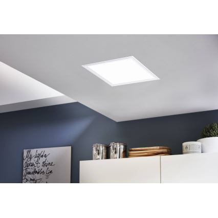Eglo 32812 - Світлодіодна стельова панель SALOBRENA LED/16W/230V