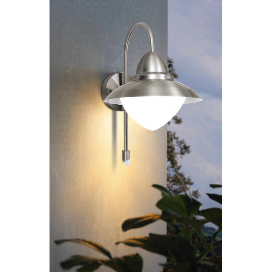 Eglo - Уличный сенсорный настенный светильник 1xE27/60W IP44