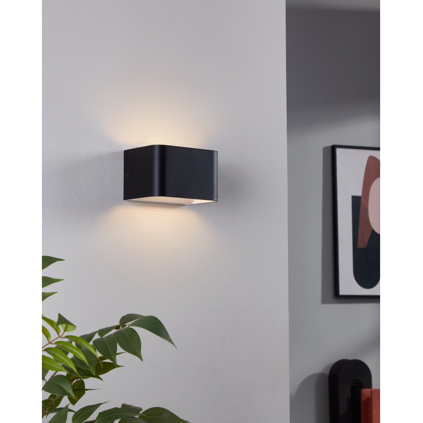 Eglo - Светодиодный настенный светильник LED/6W/230V 3000K черный