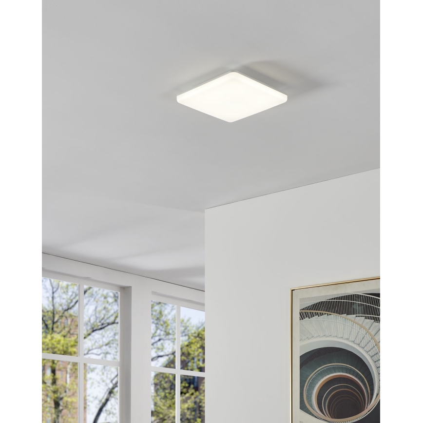 Eglo - LED потолочный светильник для ванной комнаты LED/20W/230V 2700/4000/6500K 31x31 см IP54 белый