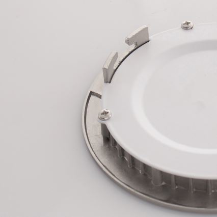 Eglo 95467 - встраиваемый потолочный светильник LED FUEVA 1 1xLED/5,5 Вт/230 В, Ø 12 см