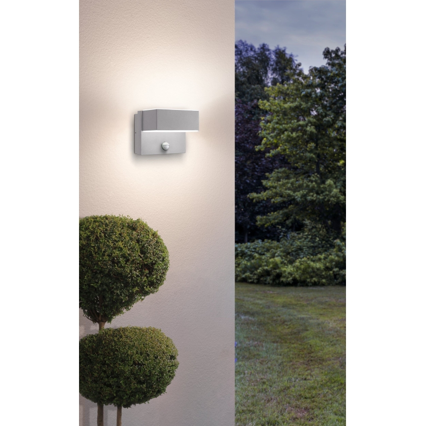 Eglo - Вуличний світлодіодний настінний світильник з датчиком 2xLED/5,6W/230V IP44