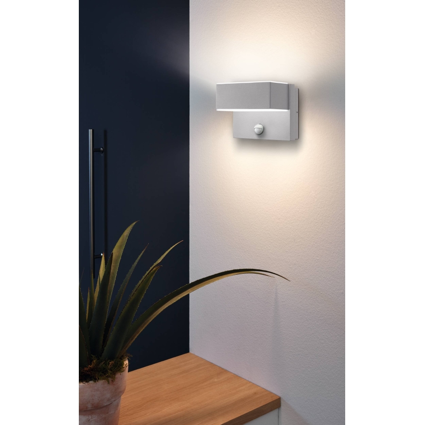 Eglo - Вуличний світлодіодний настінний світильник з датчиком 2xLED/5,6W/230V IP44