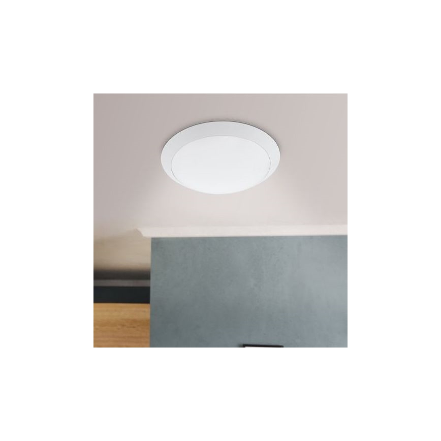 Eglo - Світлодіодний стельовий світильник для ванної кімнати LED/11W/230V білий IP44