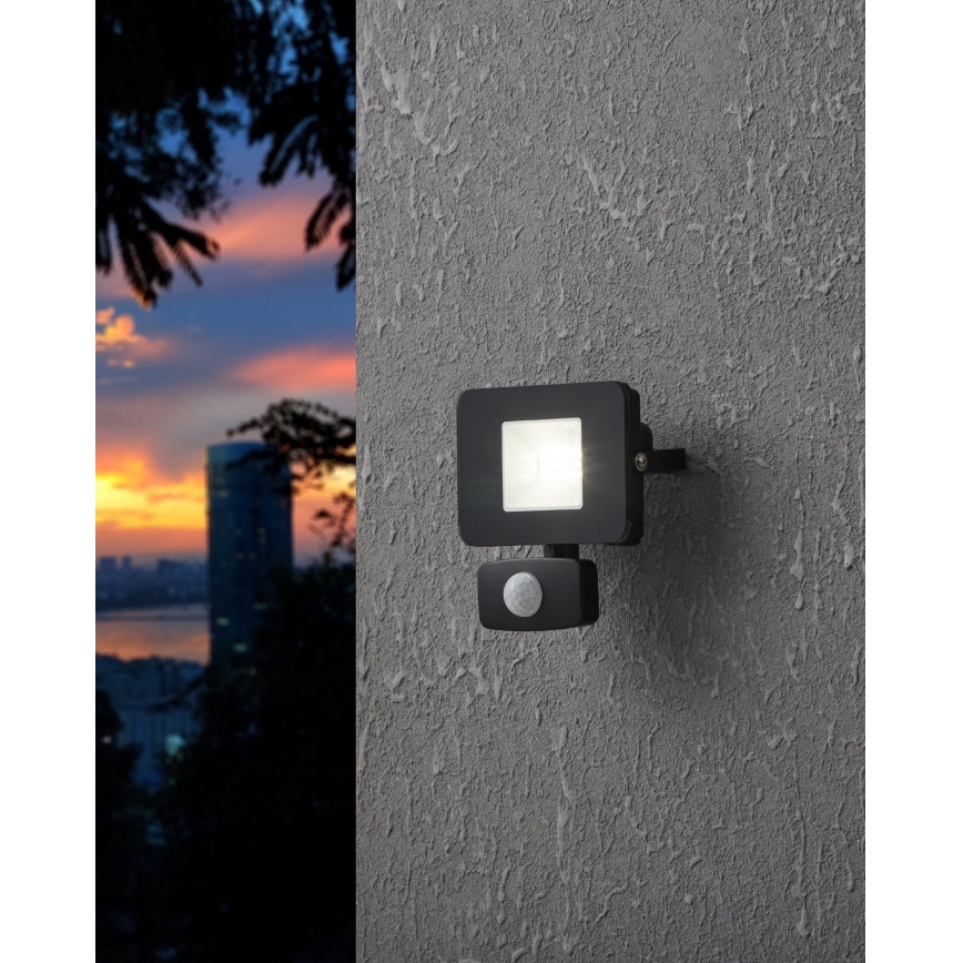 Eglo - Світлодіодний прожектор з датчиком LED/10W/230V IP44