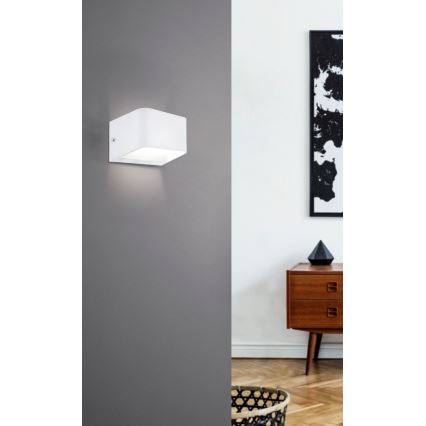 Eglo - Світлодіодний настінний світильник LED/6W/230V 3000K білий