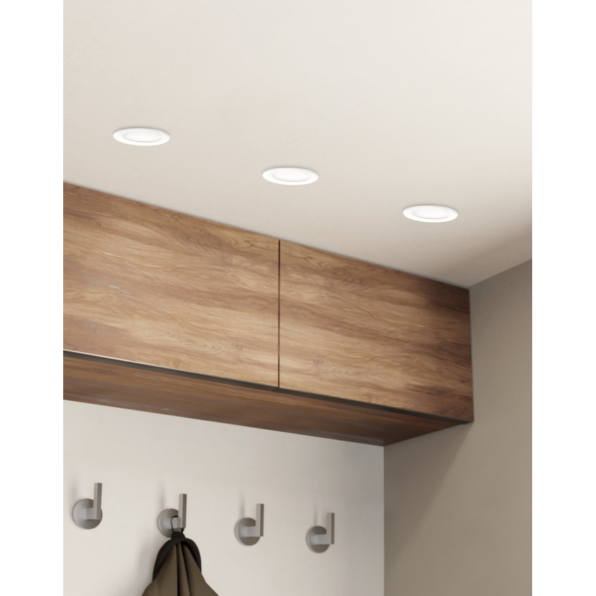 Eglo - Светодиодный встроенный светильник с регулированием яркости LED/5,5W/230V
