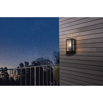 Eglo - Вуличний настінний світильник з датчиком 1xE27/60W/230V IP44